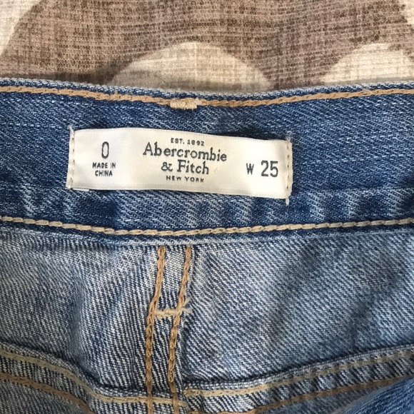 Abercrombie shorts - Picture 3 of 8